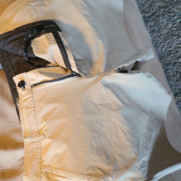 O'Neil hybrid board shorts, size 34, stretchy - Picture 3 of 4